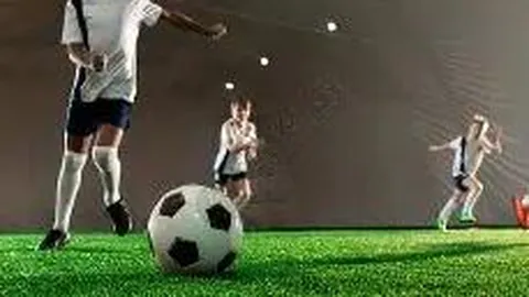 怒火中烧却化敌为友！马内揭秘：萨拉赫传球争议背后，沟通让关系更铁！